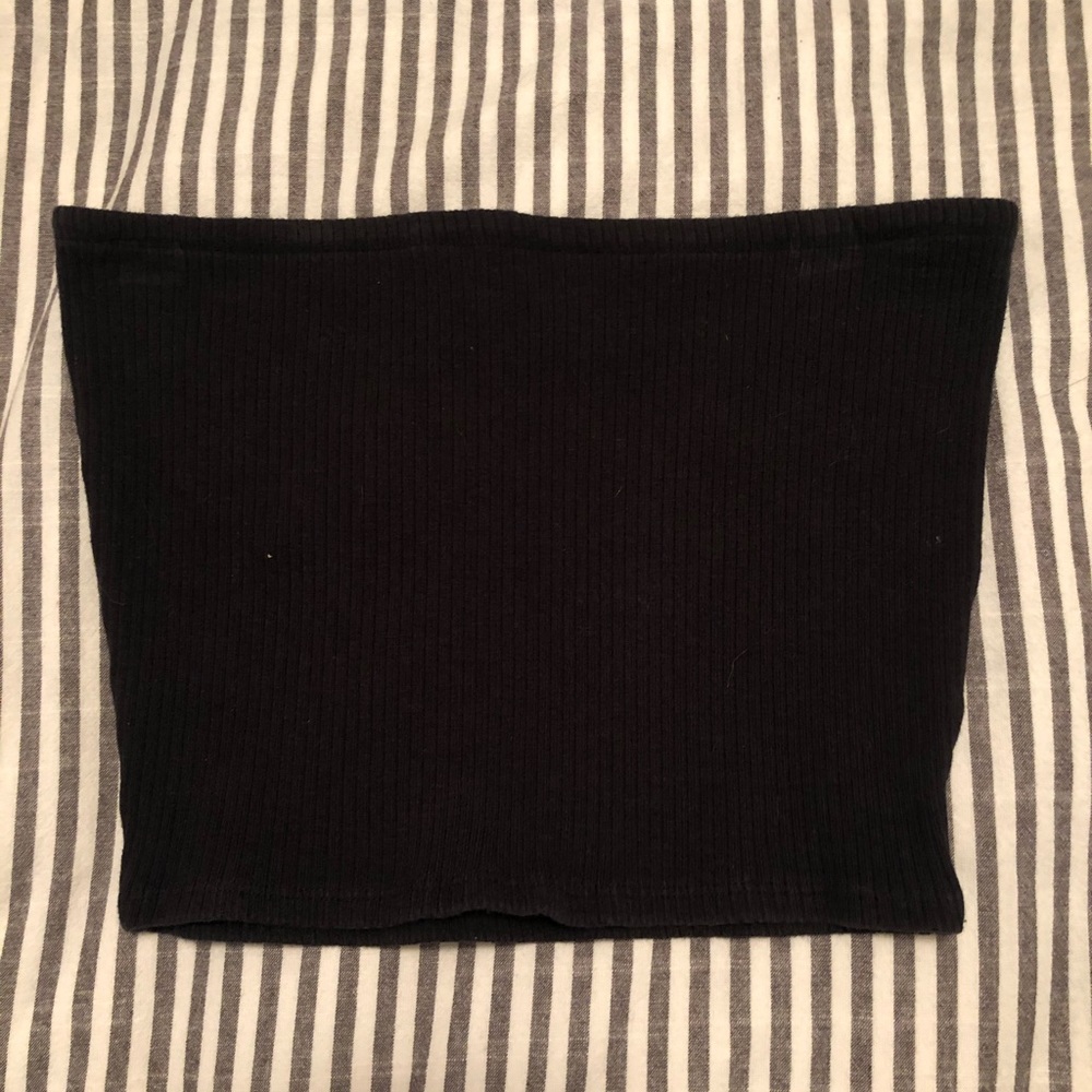 Urban Outfitters Crop top